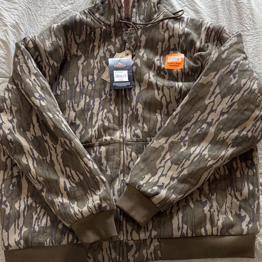 Ridgecut Tough wear Camouflage Hooded Jacket - Picture 2 of 3